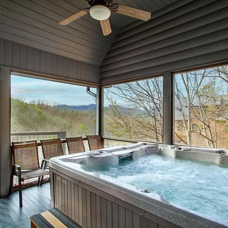 Black Bear Reserve - Mtn View, Hot Tub, Game Room Sevierville Exteriör bild