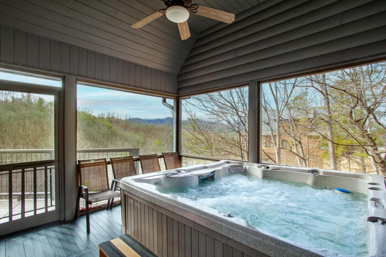 Black Bear Reserve - Mtn View, Hot Tub, Game Room Sevierville Exteriör bild