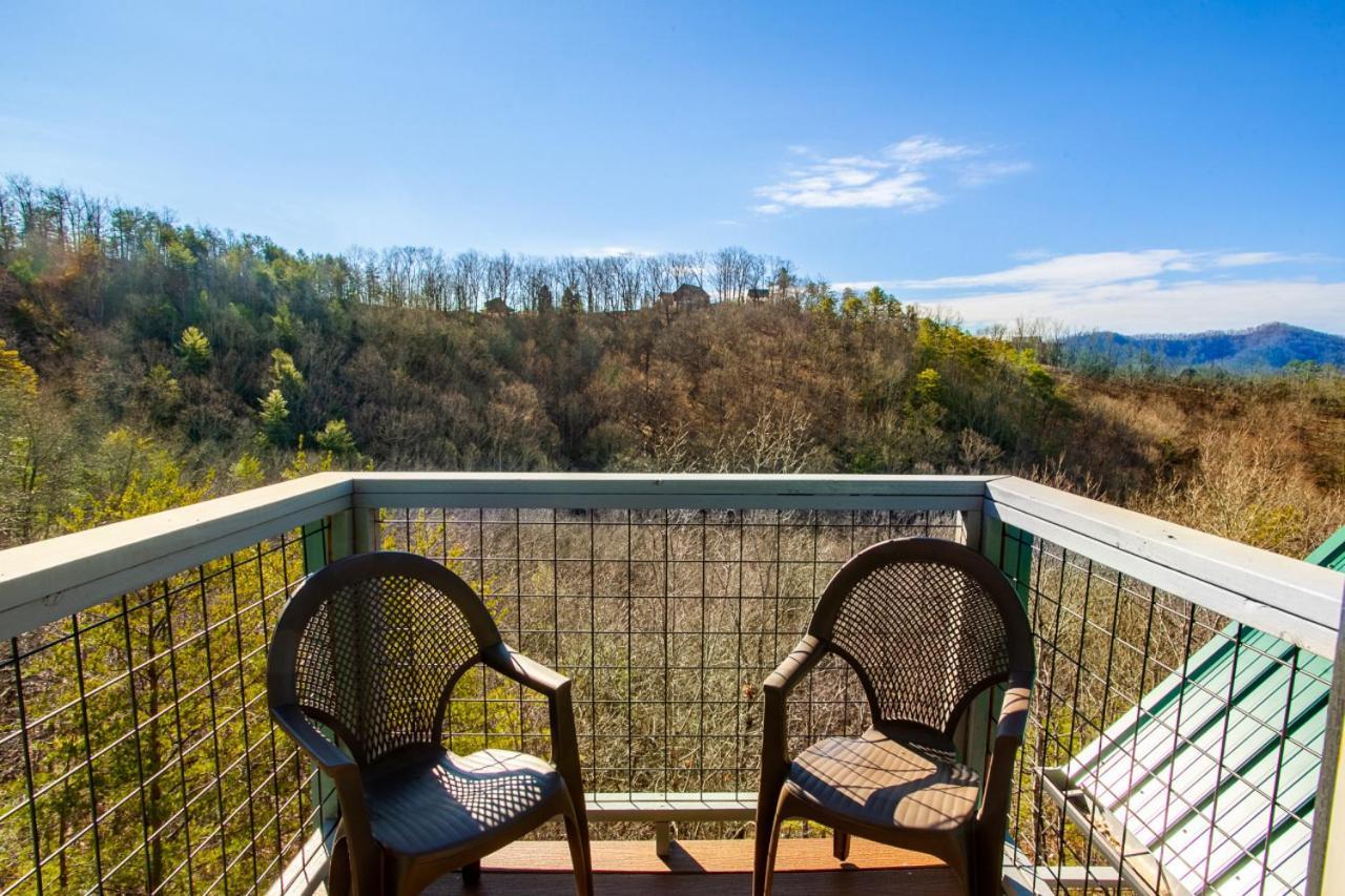 Black Bear Reserve - Mtn View, Hot Tub, Game Room Sevierville Exteriör bild