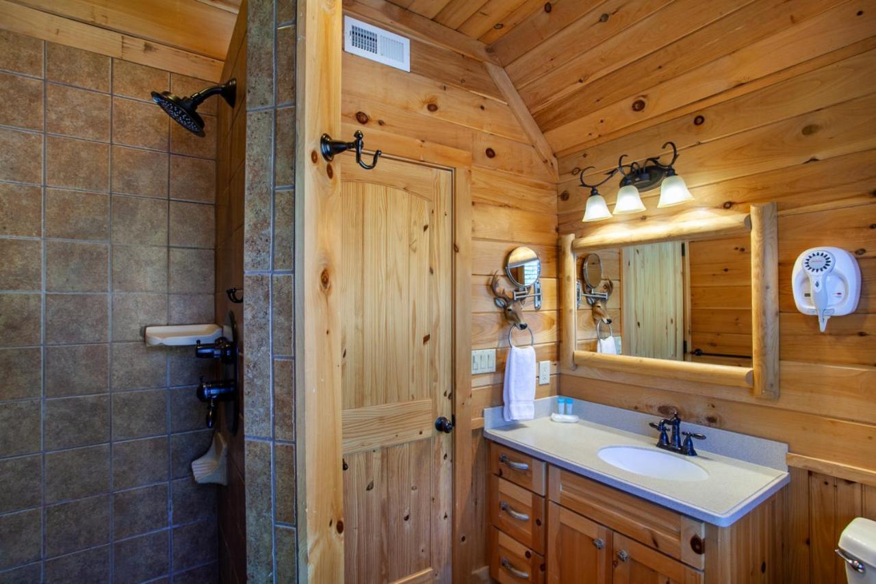 Black Bear Reserve - Mtn View, Hot Tub, Game Room Sevierville Exteriör bild