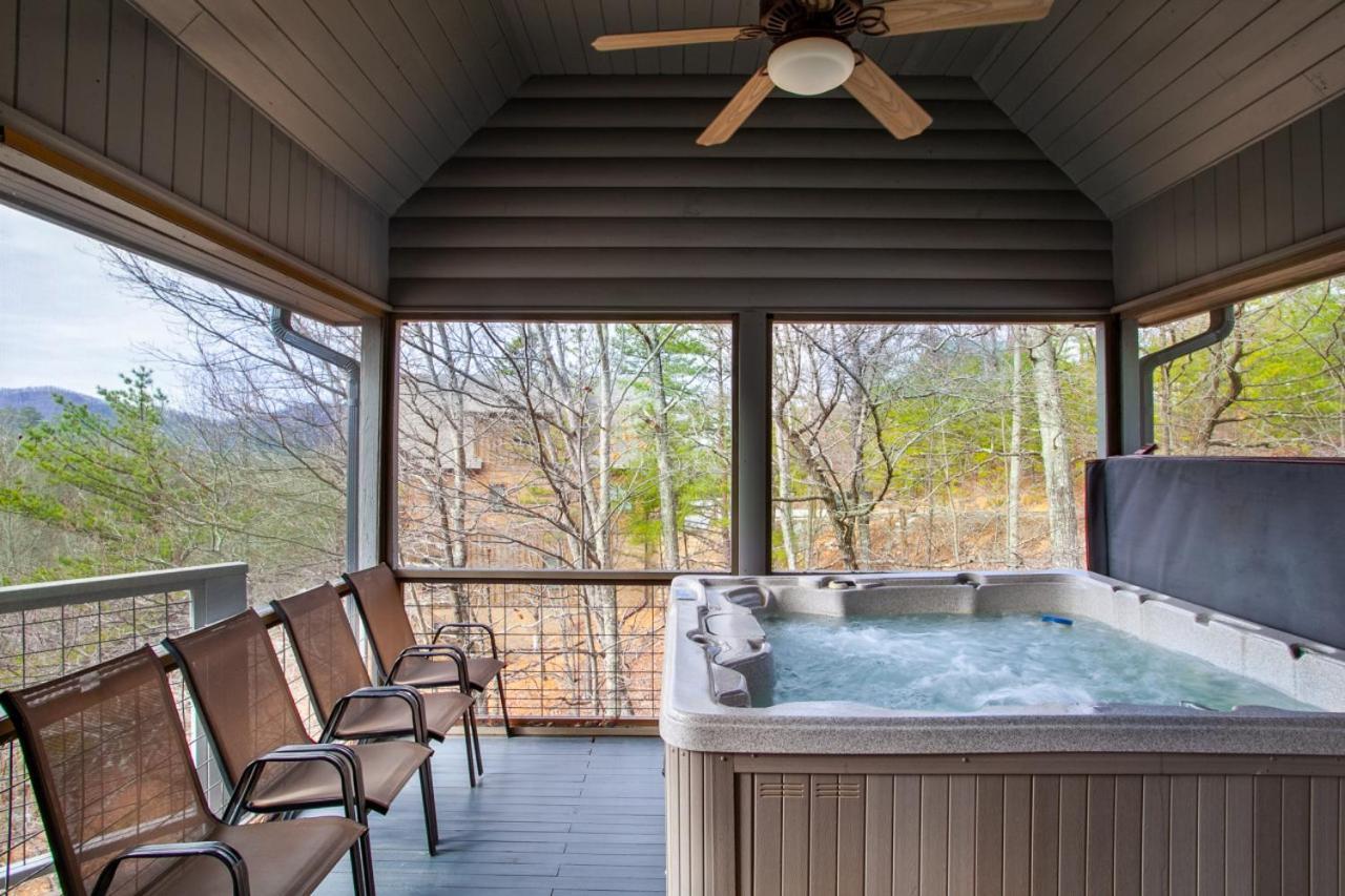 Black Bear Reserve - Mtn View, Hot Tub, Game Room Sevierville Exteriör bild