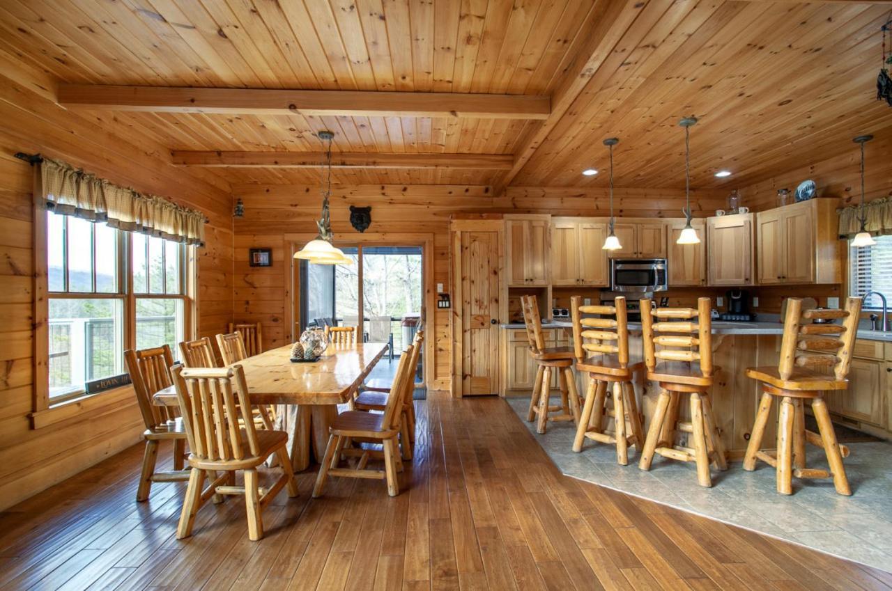 Black Bear Reserve - Mtn View, Hot Tub, Game Room Sevierville Exteriör bild