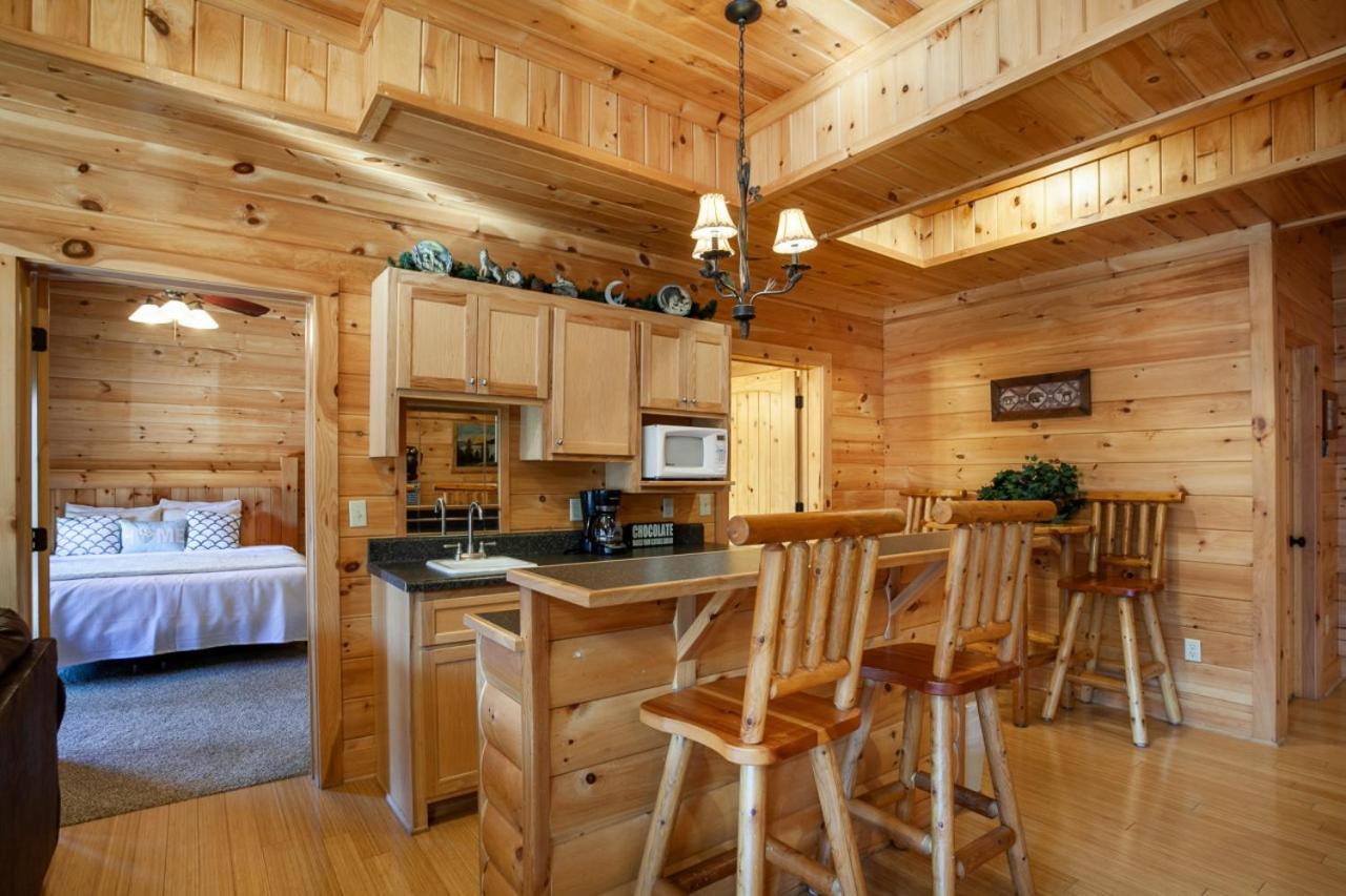 Black Bear Reserve - Mtn View, Hot Tub, Game Room Sevierville Exteriör bild